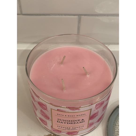 Bath‎ & Body Works Sunshine & Daydreams Scented Candle 3 Wick 14.5 oz Oils New - Picture 3 of 5